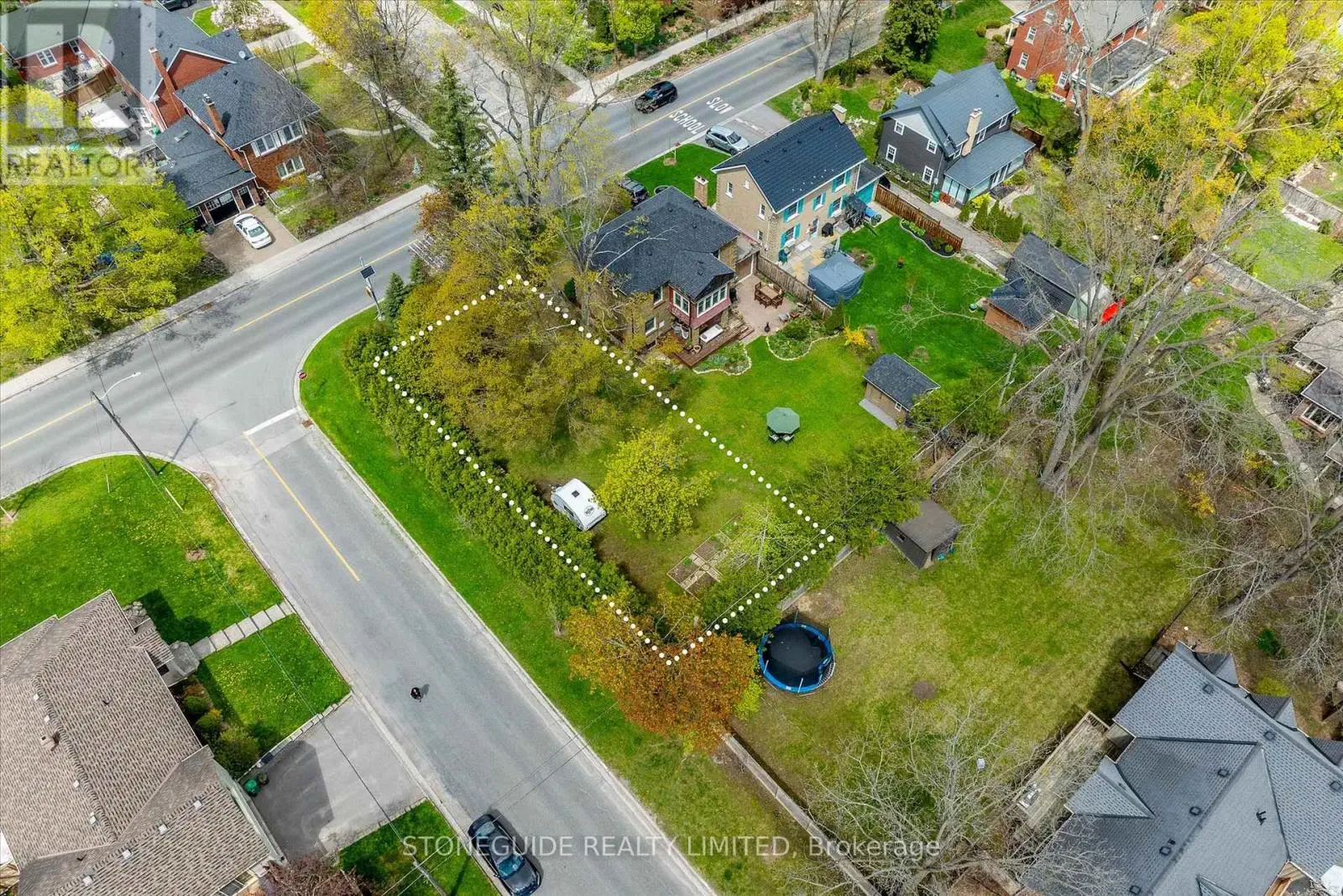 665 Weller Street, Peterborough Central, Ontario  K9J 4X1 - Photo 1 - X12151838
