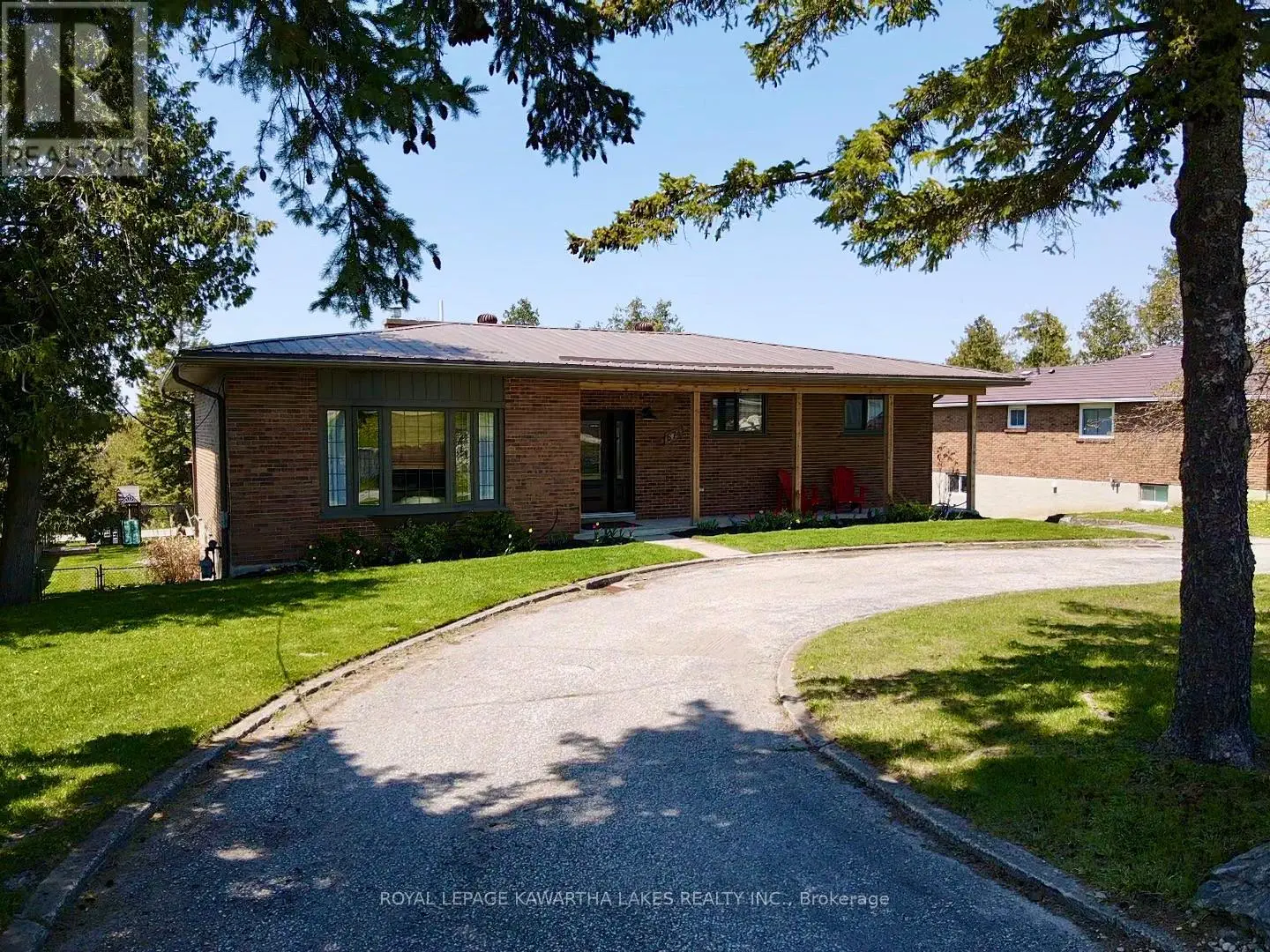674 Osborne Street, Brock, Ontario  L0K 1A0 - Photo 2 - N12151966