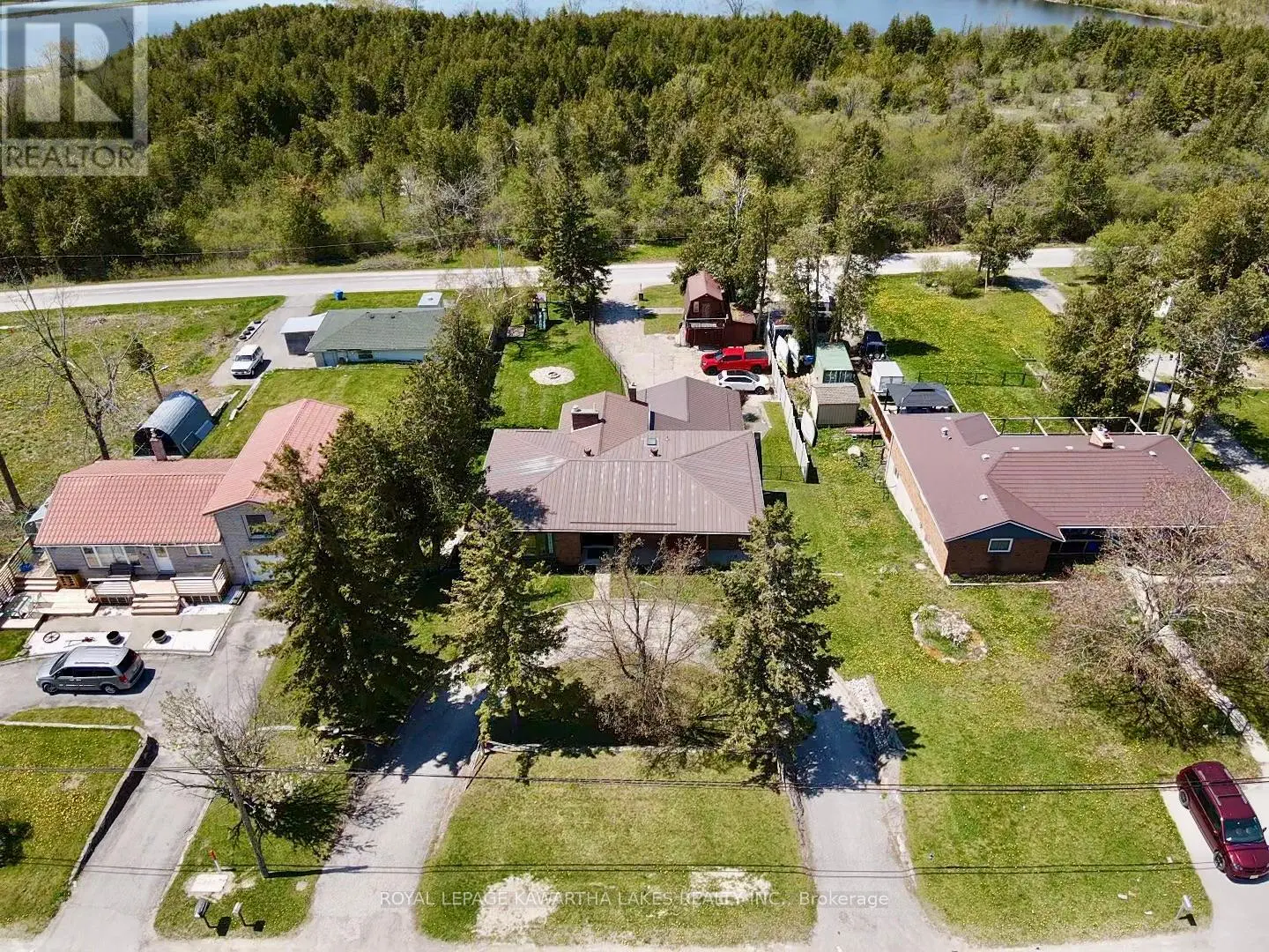 674 Osborne Street, Brock, Ontario  L0K 1A0 - Photo 3 - N12151966