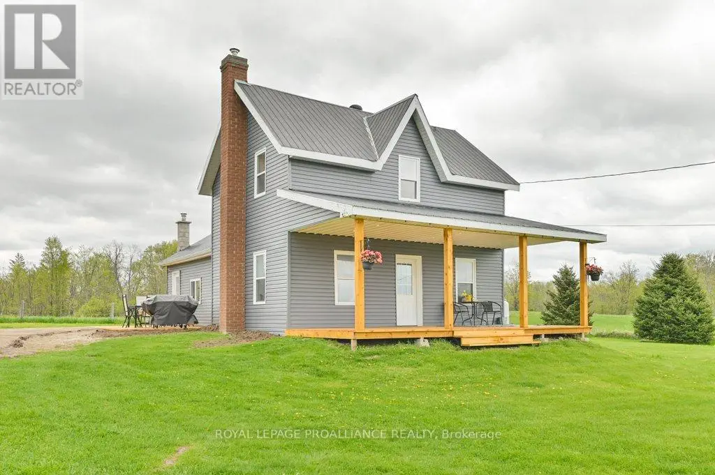 878 Barry Road, Madoc, Ontario  K0K 2K0 - Photo 1 - X12152032