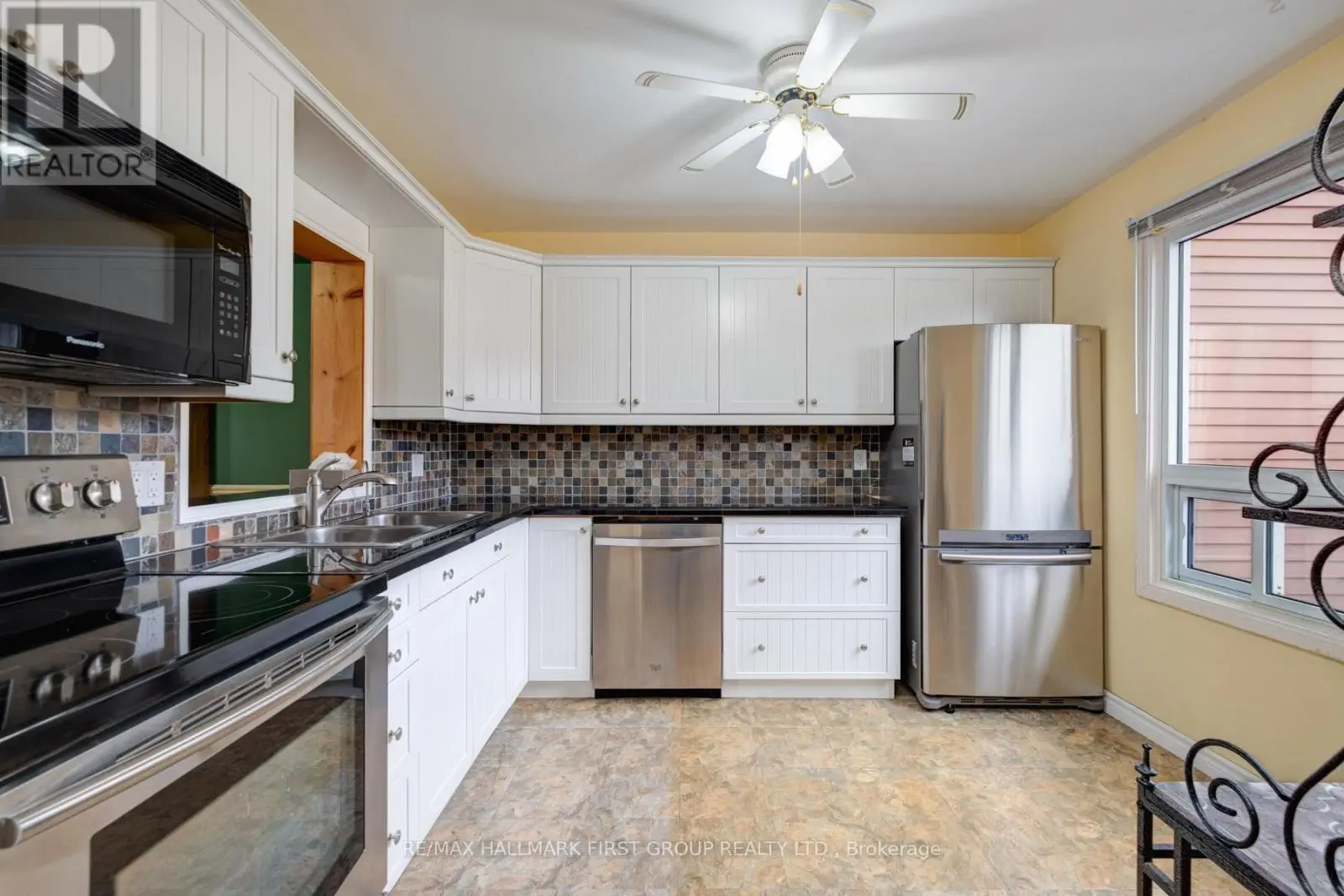 17 - 72 Martin Road, Clarington, Ontario  L1C 3N3 - Photo 3 - E12152303