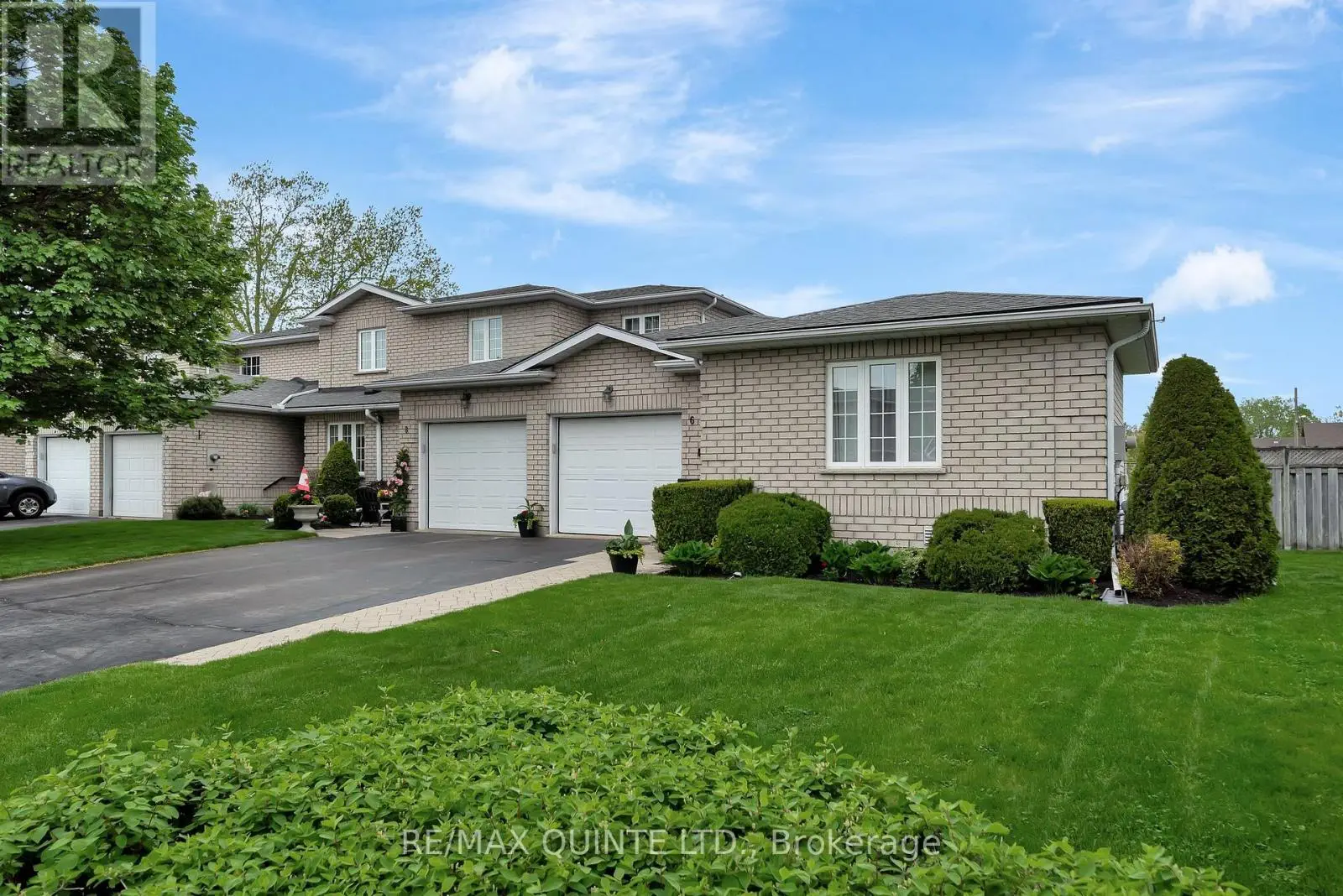 6 Pinegrove Court, Belleville, Ontario  K8N 5X9 - Photo 3 - X12152628
