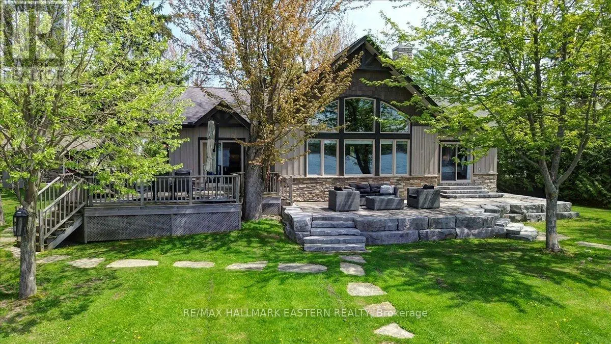 43 Lakeshore Boulevard, Selwyn, Ontario  K0L 1T0 - Photo 1 - X12152677