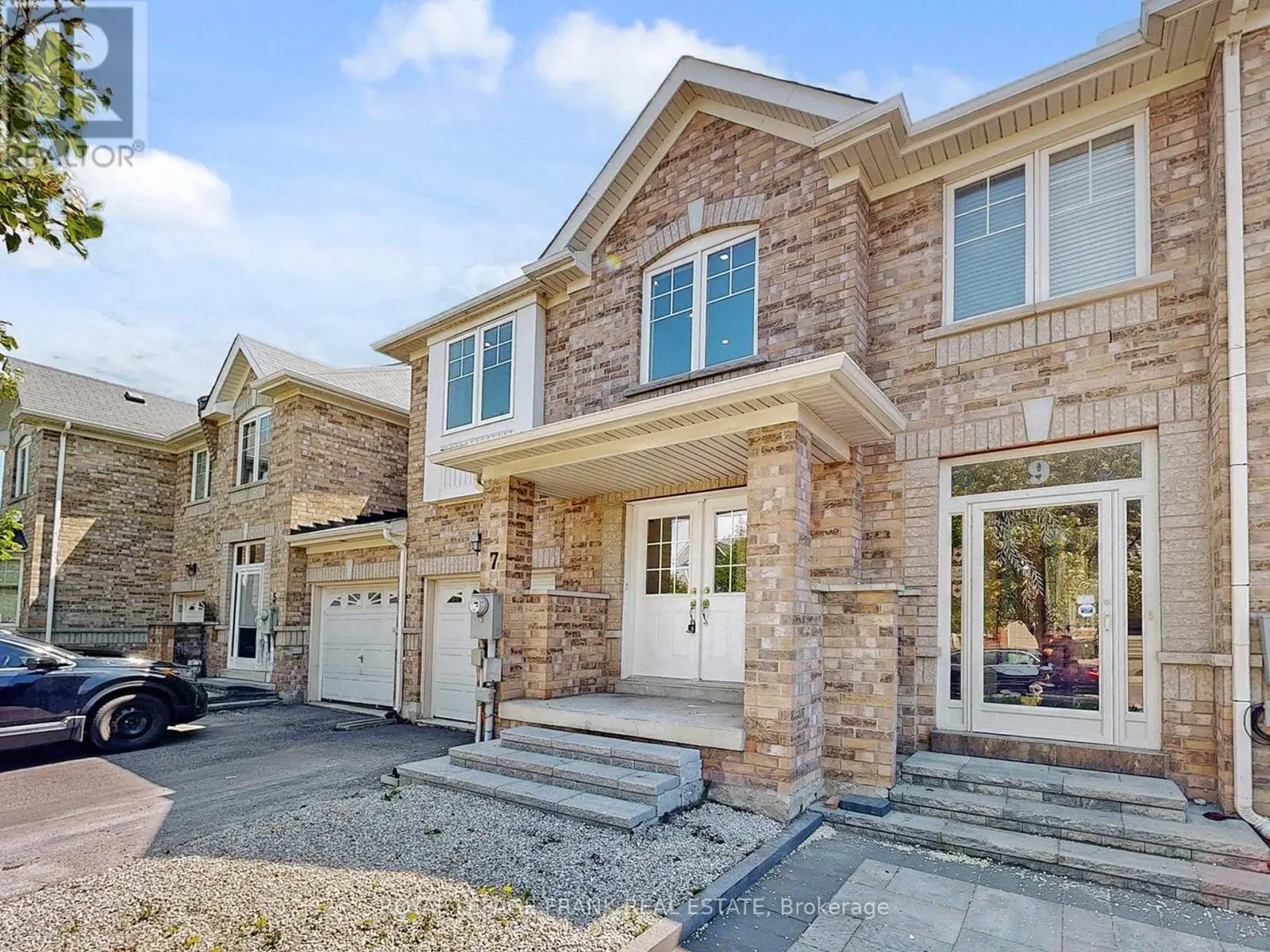 7 Rivitt Place, Toronto, Ontario  M1X 0A9 - Photo 2 - E12153375