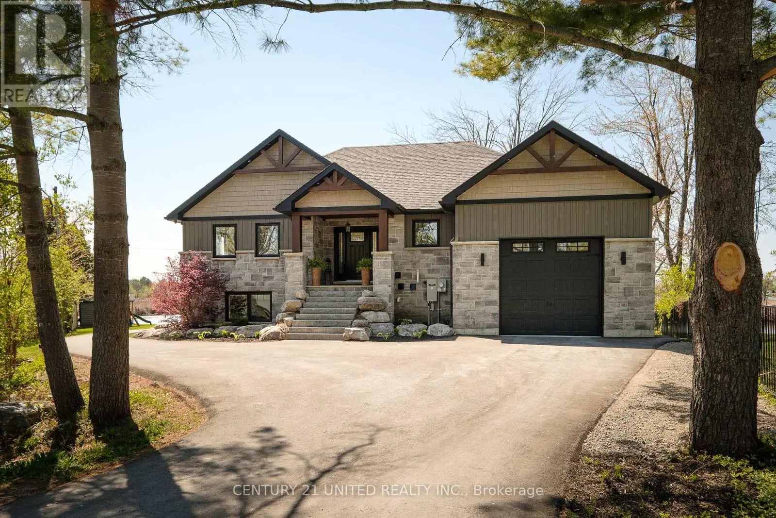 1168 Roger Place, Selwyn, Ontario  K0L 1T0 - Photo 2 - X12153253