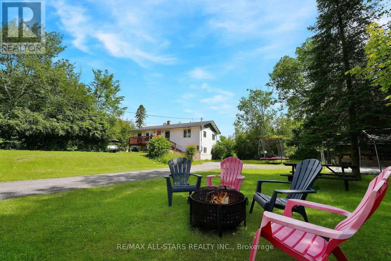 43 Sturgeon Glen Road, Kawartha Lakes, Ontario  K0M 1N0 - Photo 1 - X12153260