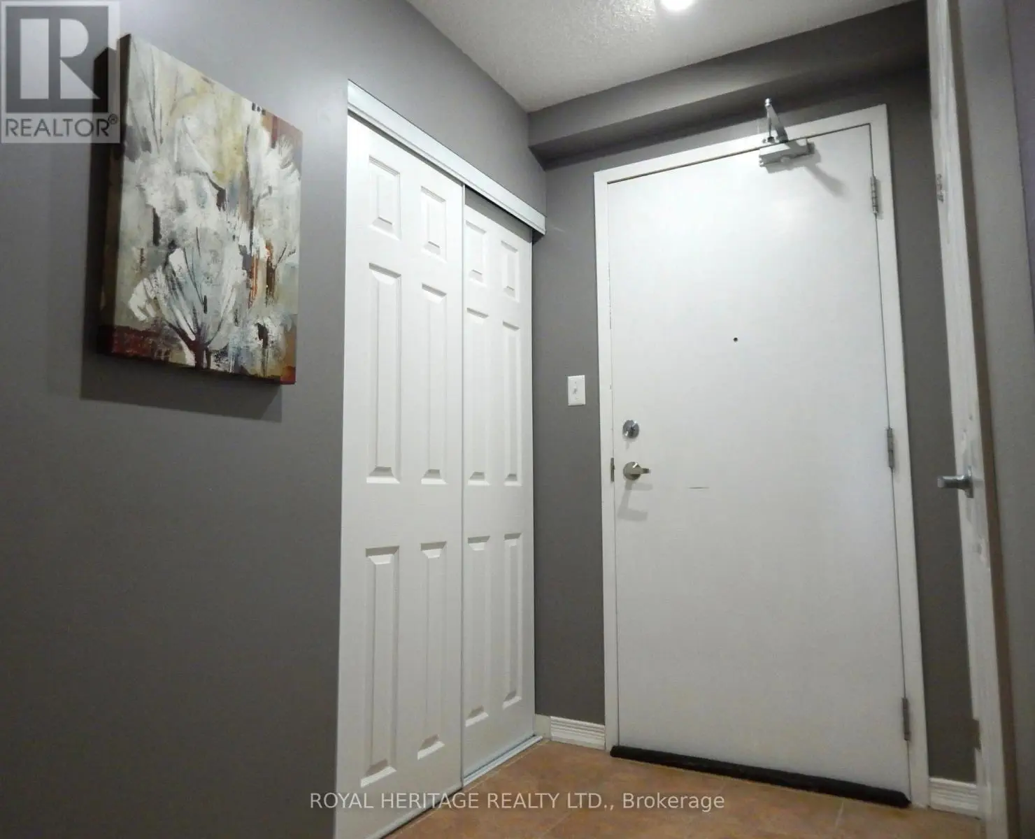 307 - 132 Aspen Springs Drive, Clarington, Ontario  L1C 0H1 - Photo 2 - E12153494
