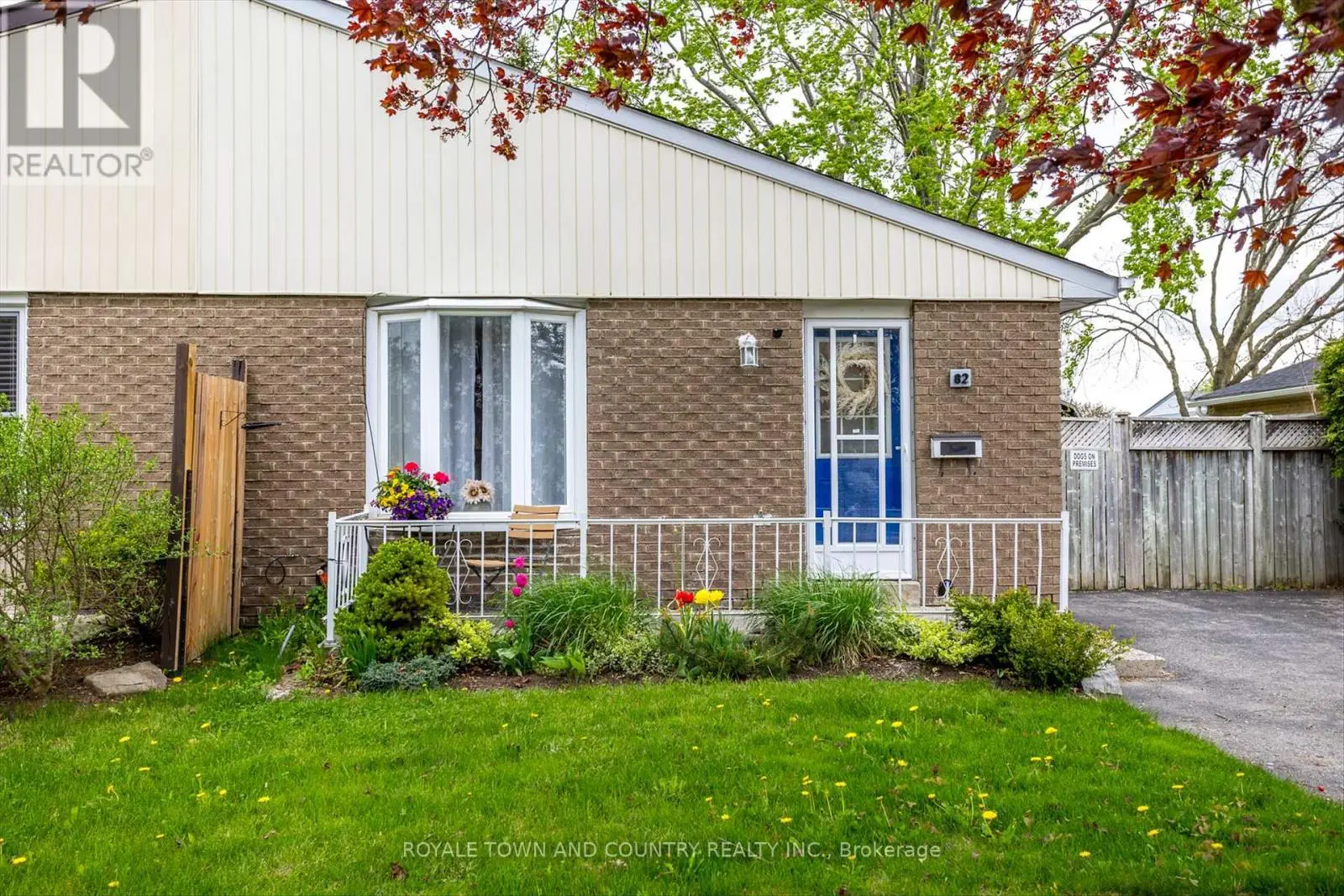 82 Orchard Park Road, Kawartha Lakes, Ontario  K9V 4V9 - Photo 1 - X12153553