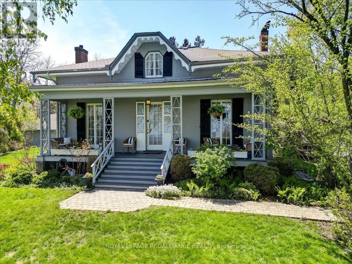 89 Dorset Street W, Port Hope, Ontario  L1A 1G3 - Photo 1 - X12153566