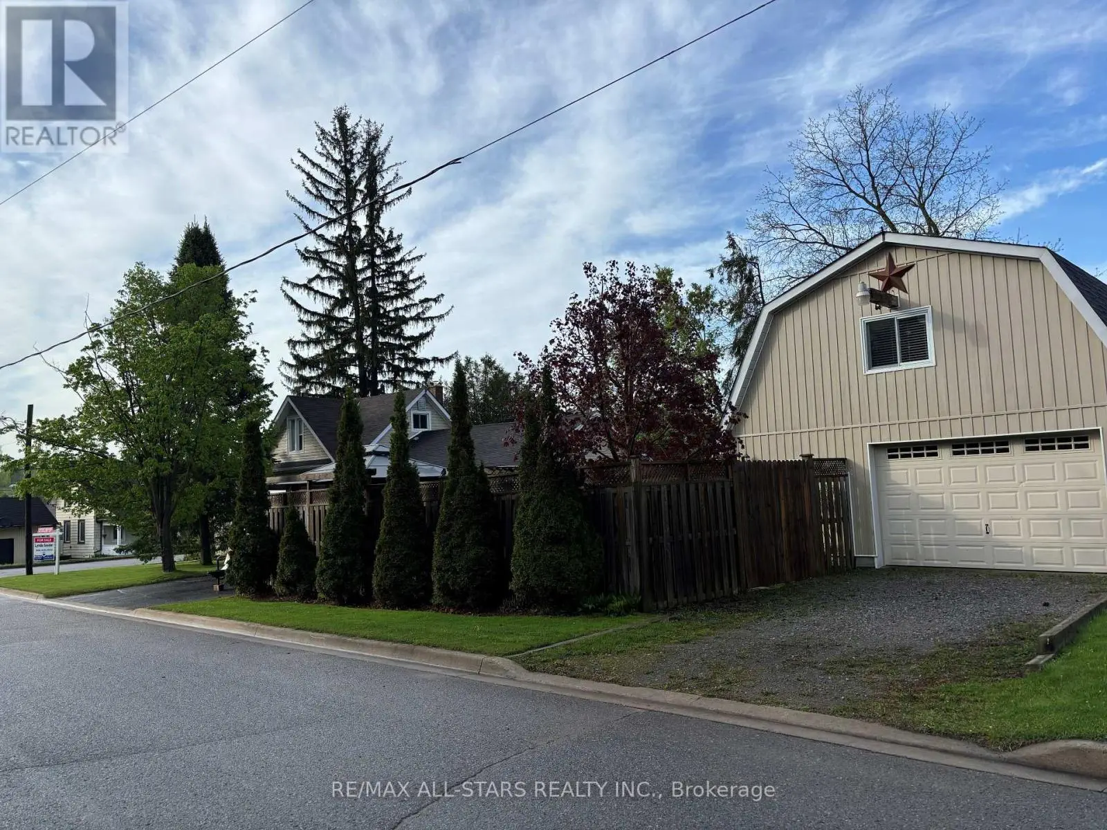 2 Henrietta Street, Scugog, Ontario  L0C 1G0 - Photo 1 - E12132997