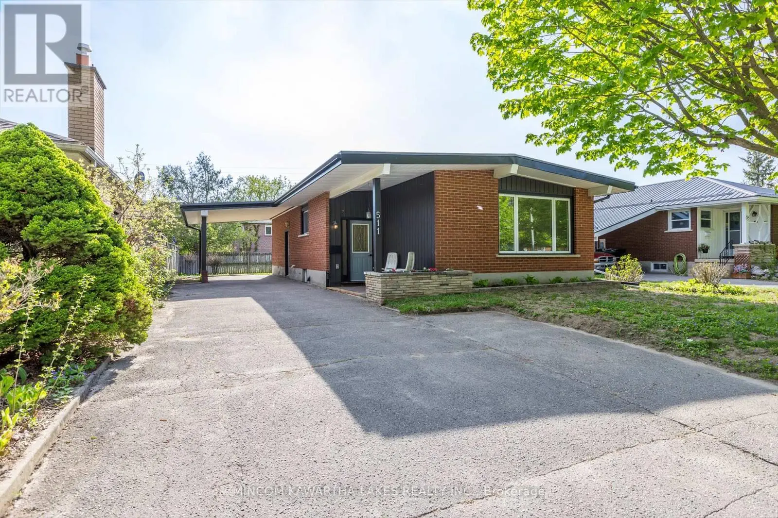 511 Robert Road, Peterborough South, Ontario  K9J 5S9 - Photo 2 - X12153682