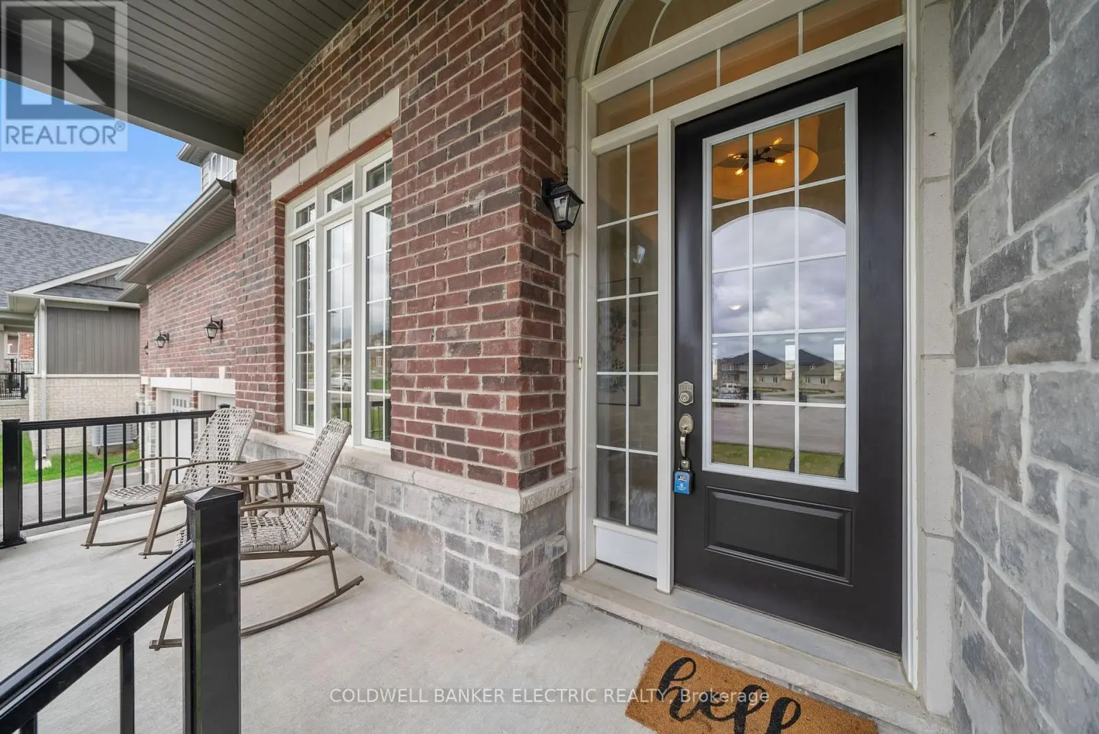 11 Golden Meadows Drive, Otonabee-South Monaghan, Ontario  K9J 0K7 - Photo 3 - X12153750