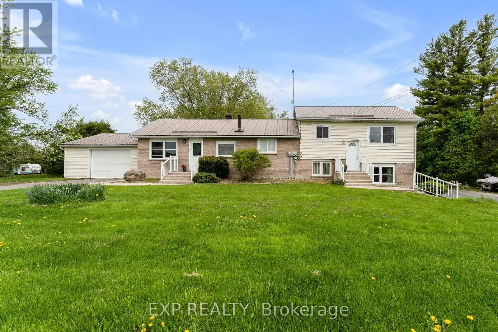 227 Drive In Road, Greater Napanee, Ontario  K7R 3L2 - Photo 1 - X12153908
