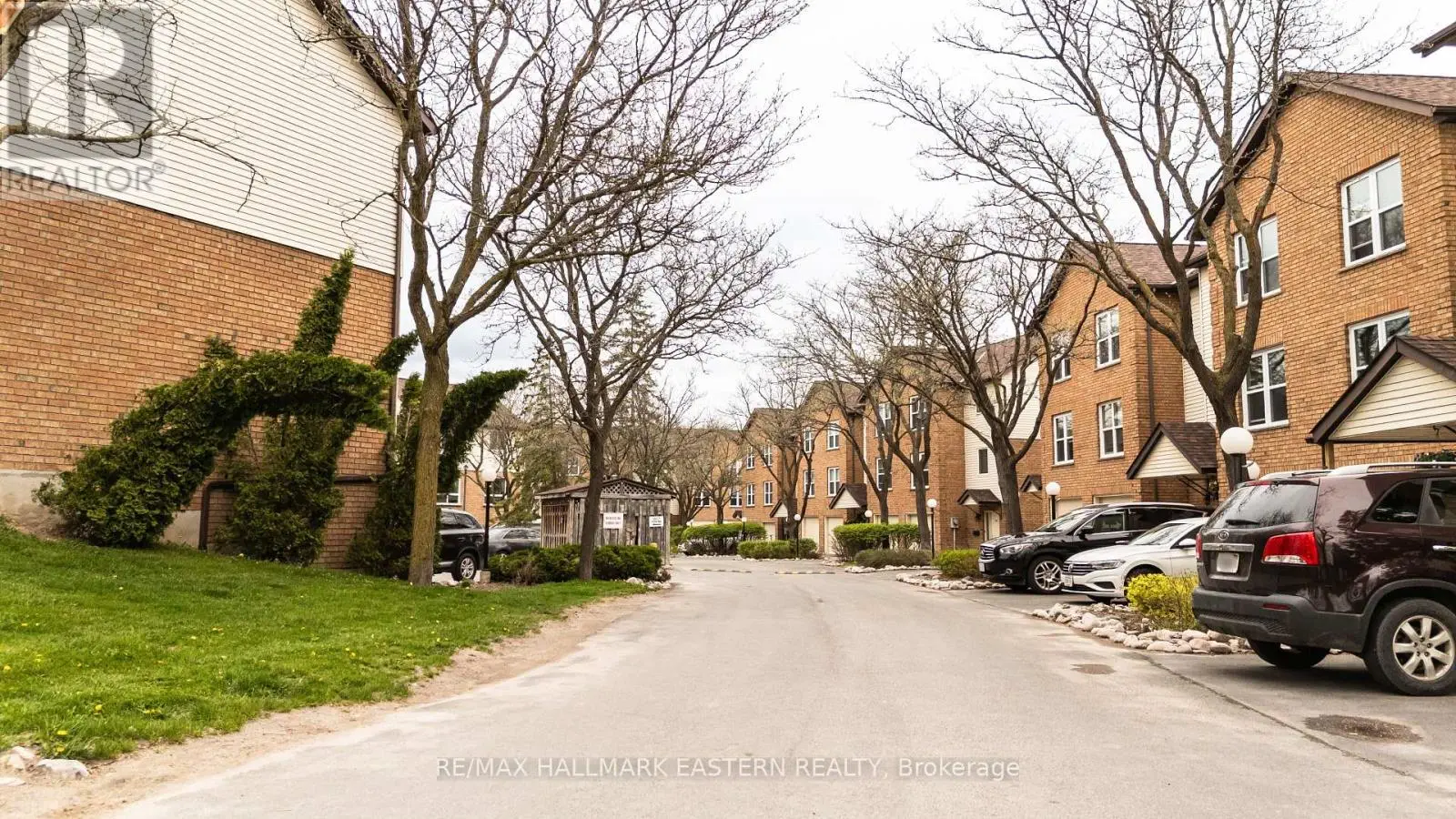 602 - 2650 Marsdale Drive, Peterborough East, Ontario  K9L 1Y2 - Photo 2 - X12154139