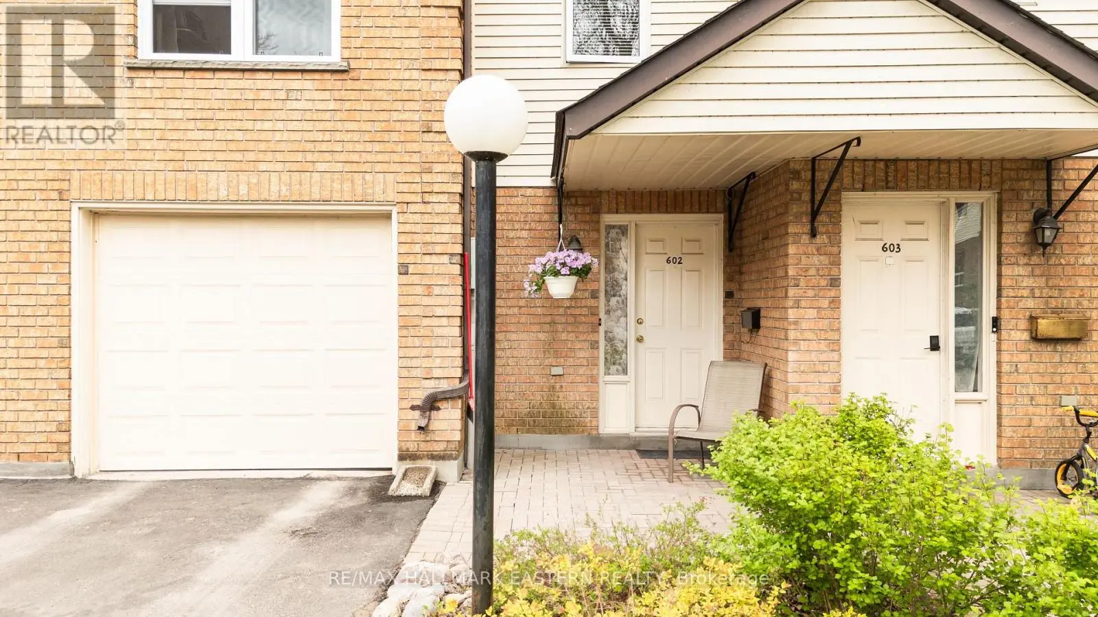 602 - 2650 Marsdale Drive, Peterborough East, Ontario  K9L 1Y2 - Photo 3 - X12154139