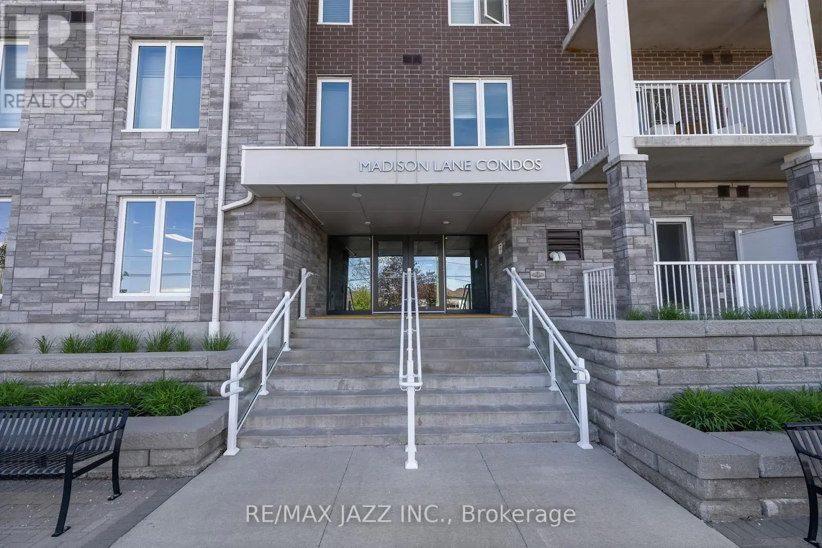 316 - 290 Liberty Street N, Clarington, Ontario  L1C 0V5 - Photo 3 - E12154249