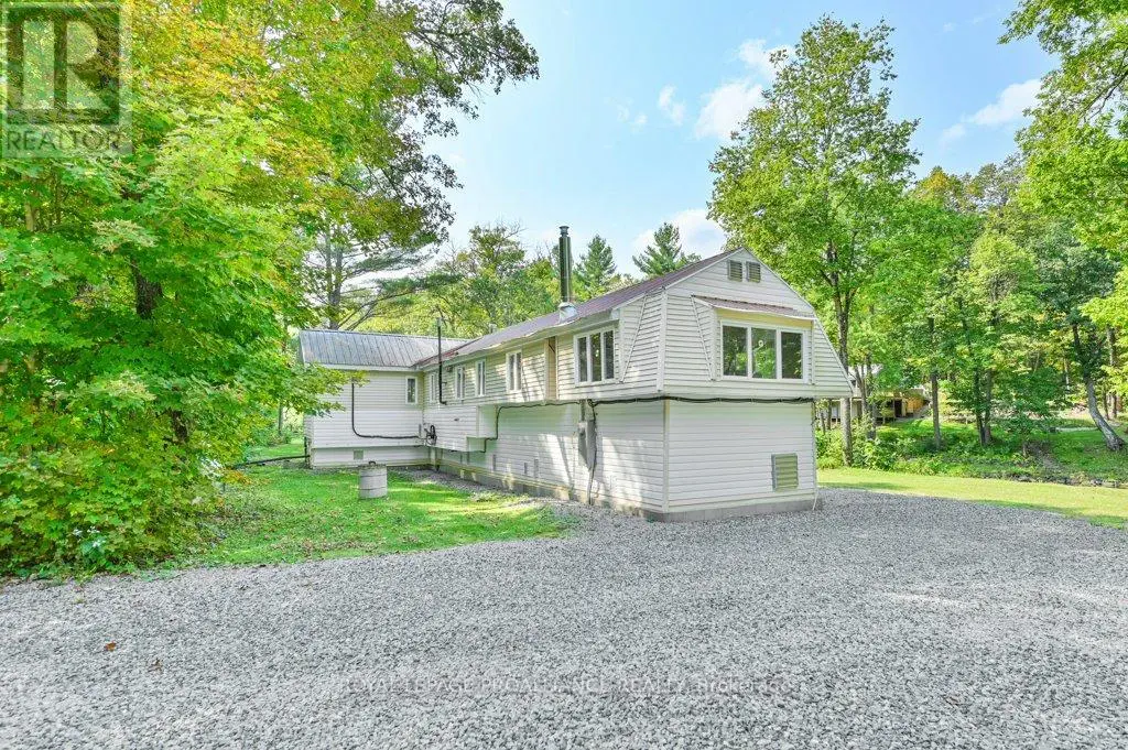 174 Cottage Lane, Tweed, Ontario  K0K 3J0 - Photo 3 - X12154538