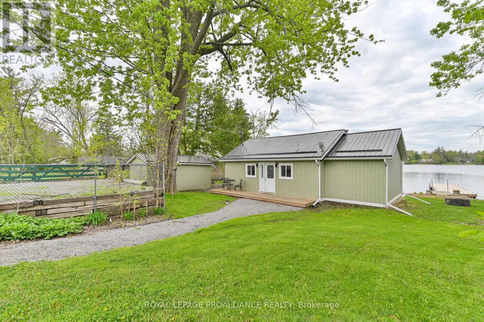 118 Oak Lake Road, Quinte West, Ontario  K0K 3E0 - Photo 3 - X12154720
