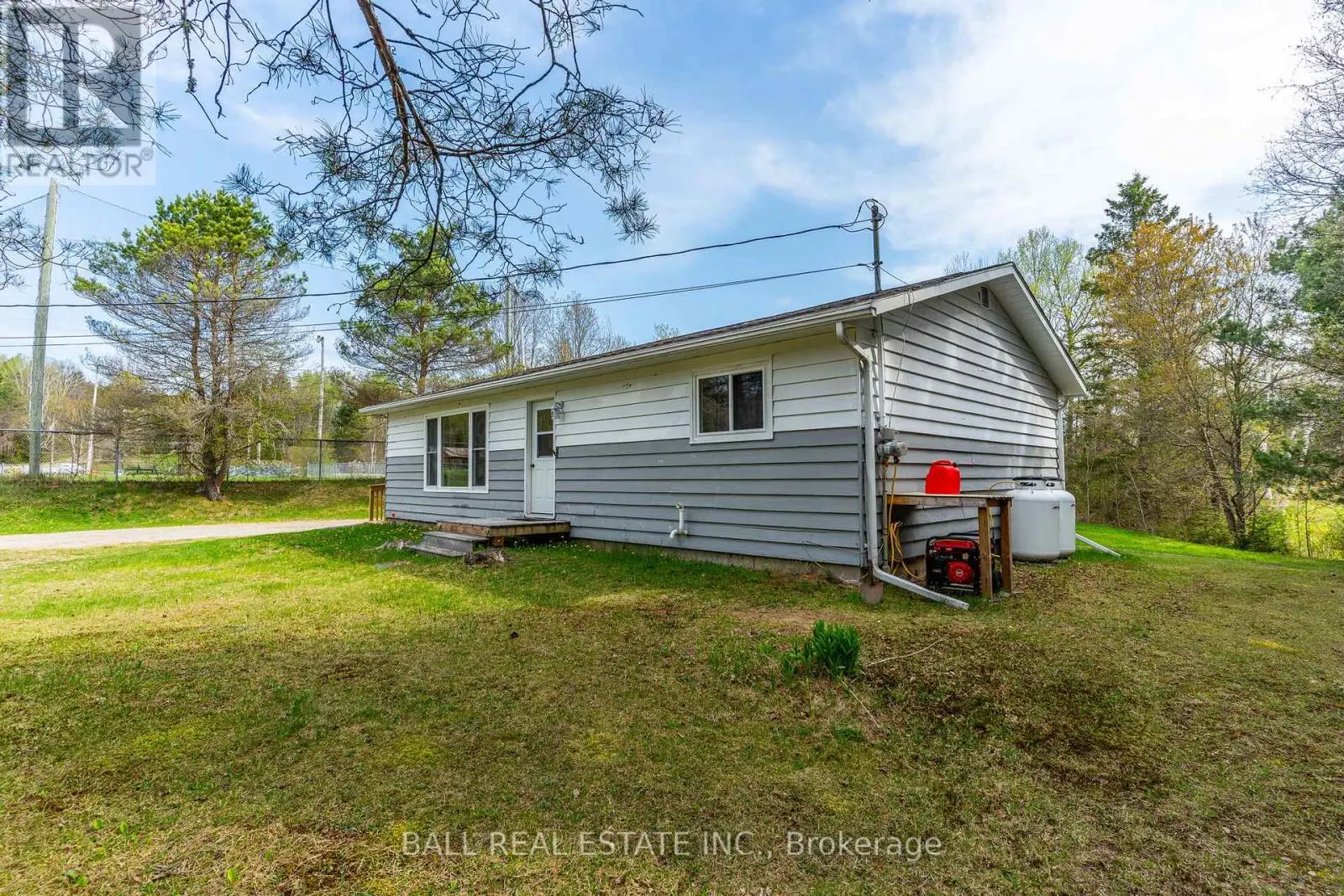 1039 Rainbow Drive, Dysart Et Al, Ontario  K0L 1X0 - Photo 3 - X12154731