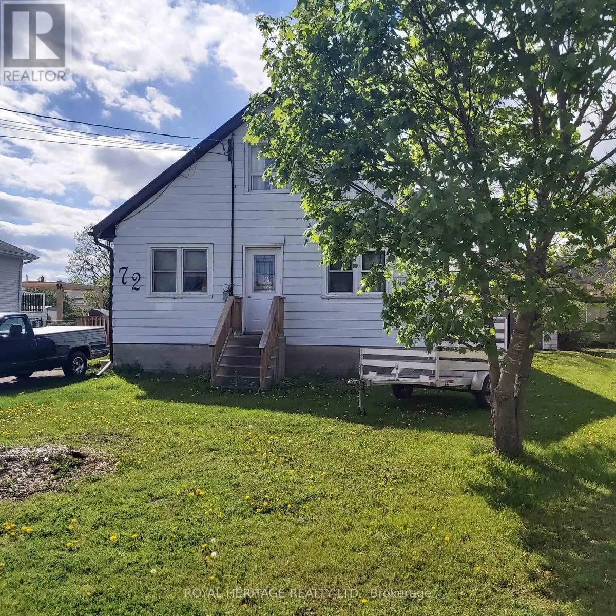 72 Helen Street, Kawartha Lakes, Ontario  K0M 1A0 - Photo 2 - X12154844