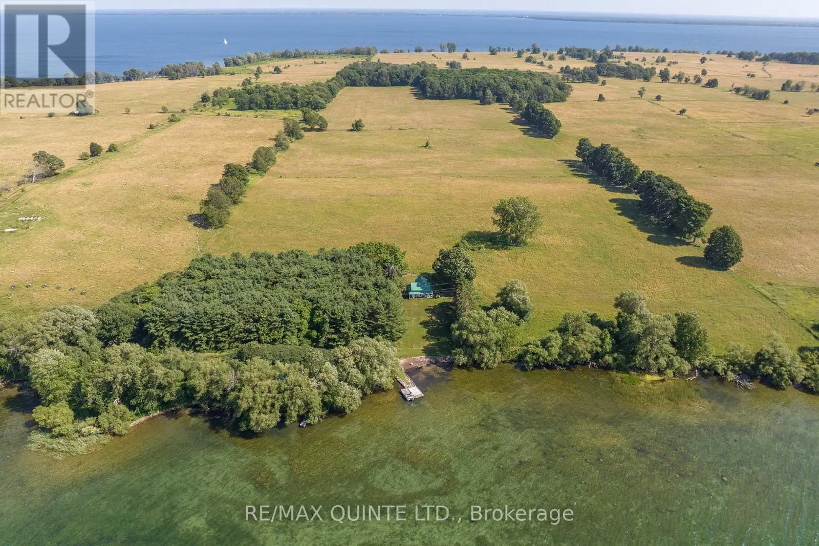 562 Waupoos Island Lane, Prince Edward County, Ontario  K0K 2T0 - Photo 2 - X12154848