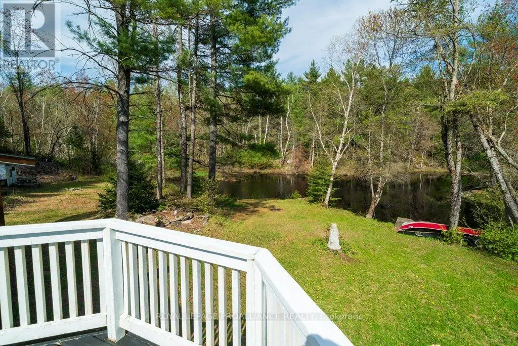 1058 Jacques Bay Road, Addington Highlands, Ontario  K0H 1K0 - Photo 3 - X12155339