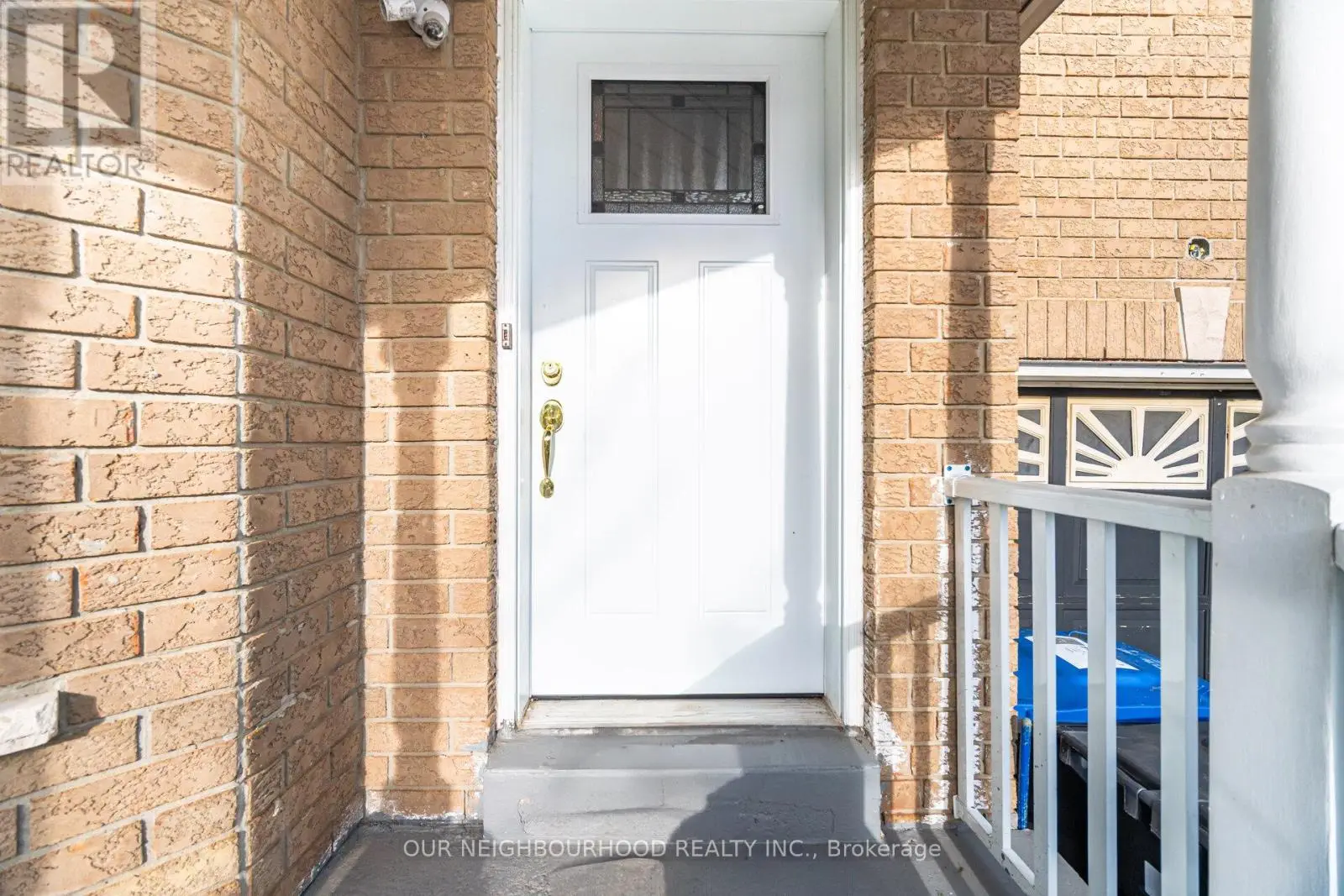 71 Giraffe Avenue, Brampton, Ontario  L6R 1Z1 - Photo 2 - W12155617