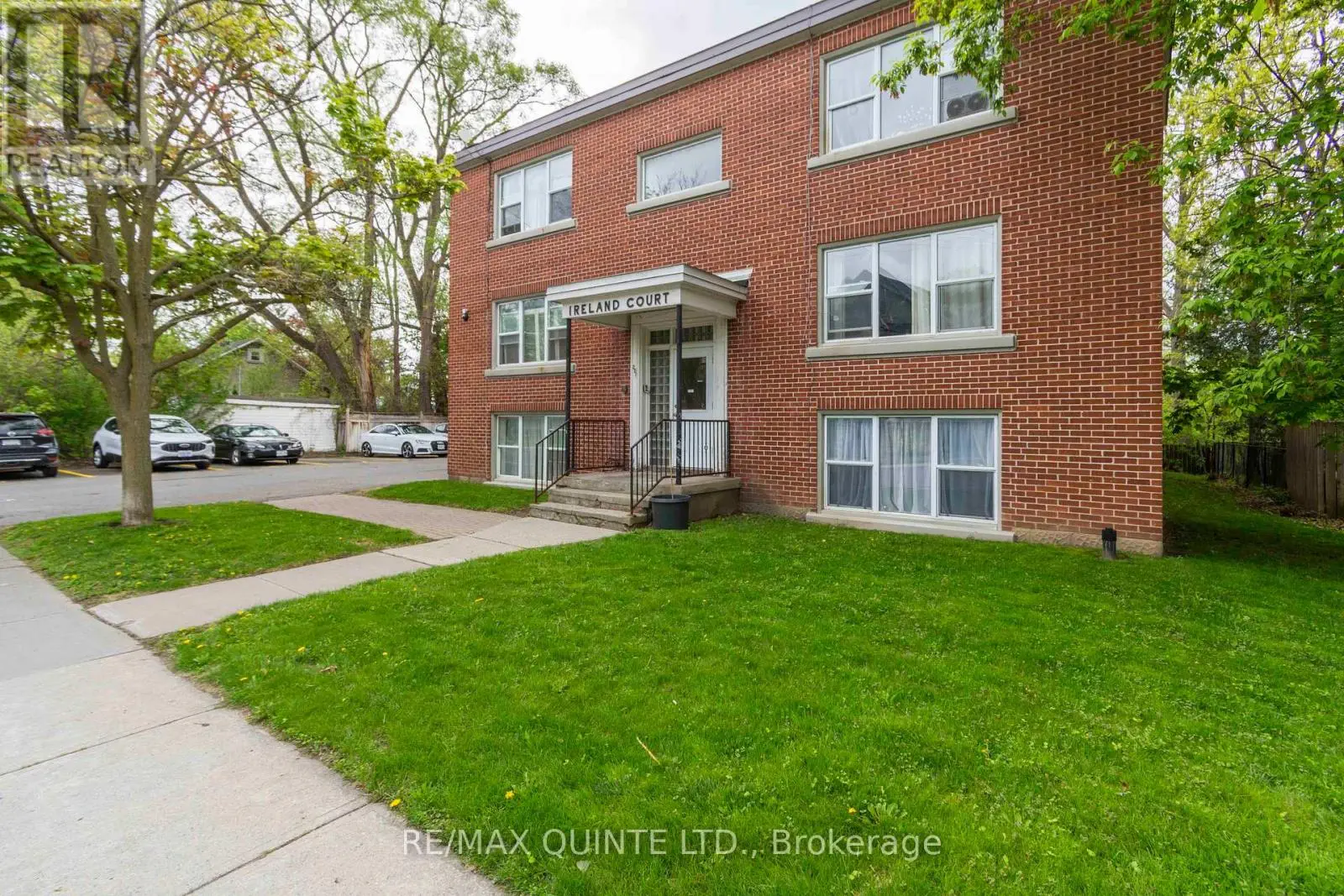 201 Victoria Avenue, Belleville, Ontario  K8N 2B9 - Photo 2 - X12155788