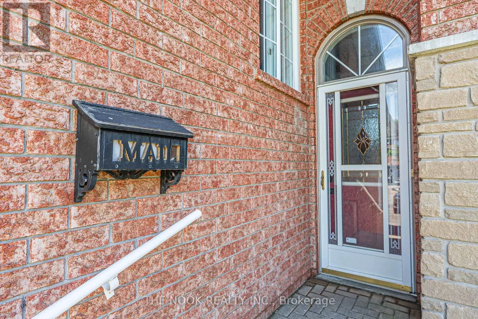 Upper Level - 54 Abernethy Crescent, Clarington, Ontario  L1C 4Z1 - Photo 2 - E12155854