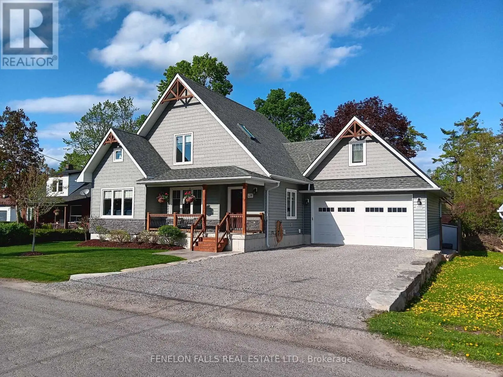 138 Queen Street N, Kawartha Lakes, Ontario  K0M 1N0 - Photo 2 - X12155910