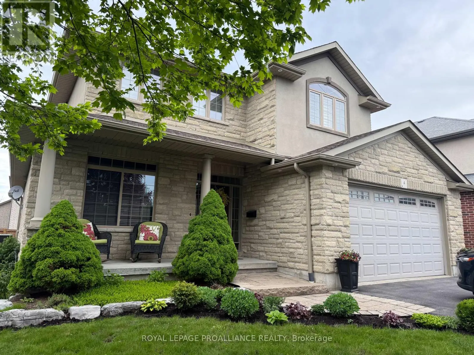 4 MEAGHER PLACE, Belleville, Ontario