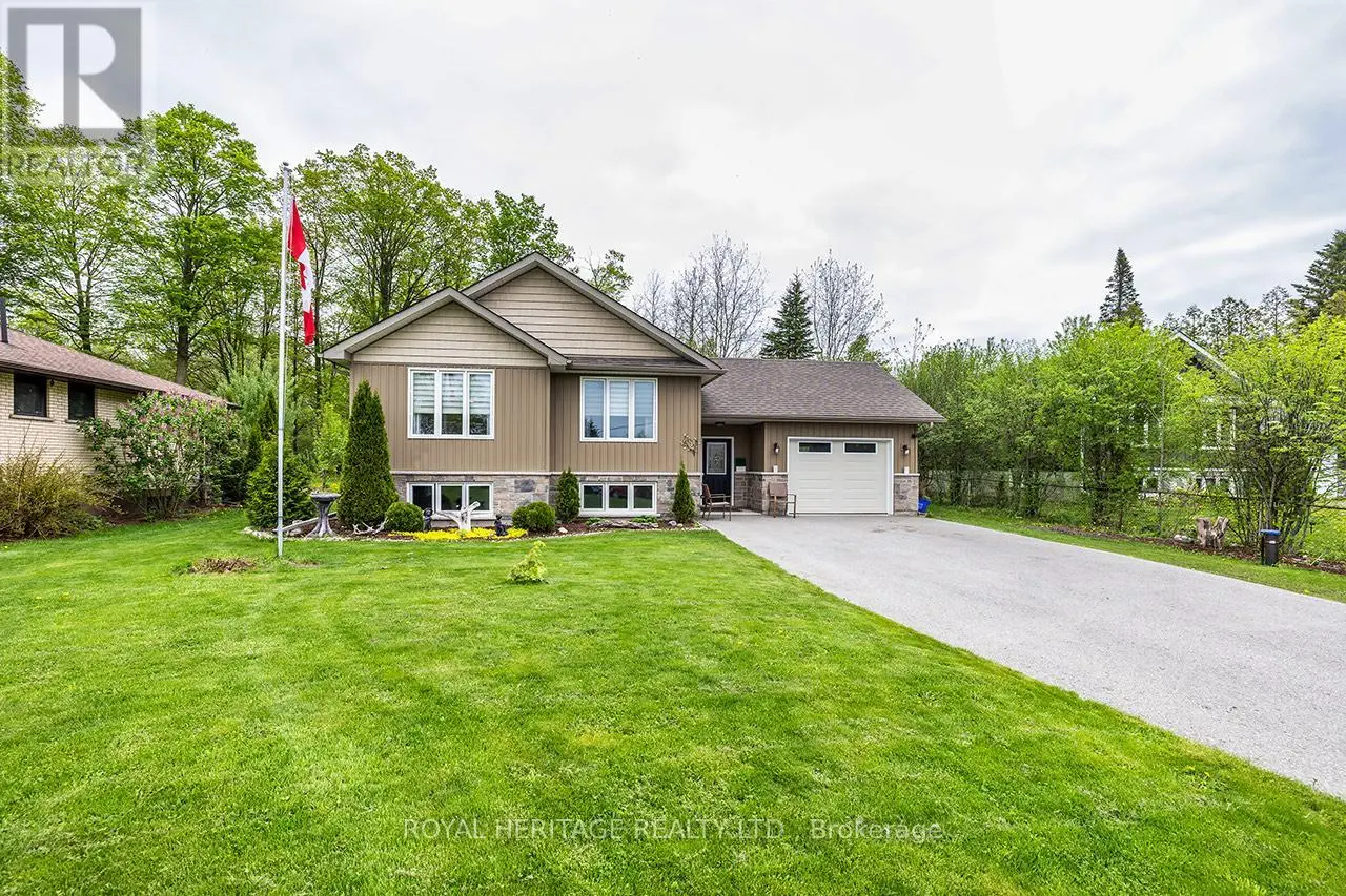 160 Mcgill Drive E, Kawartha Lakes, Ontario  L0B 1K0 - Photo 1 - X12156784
