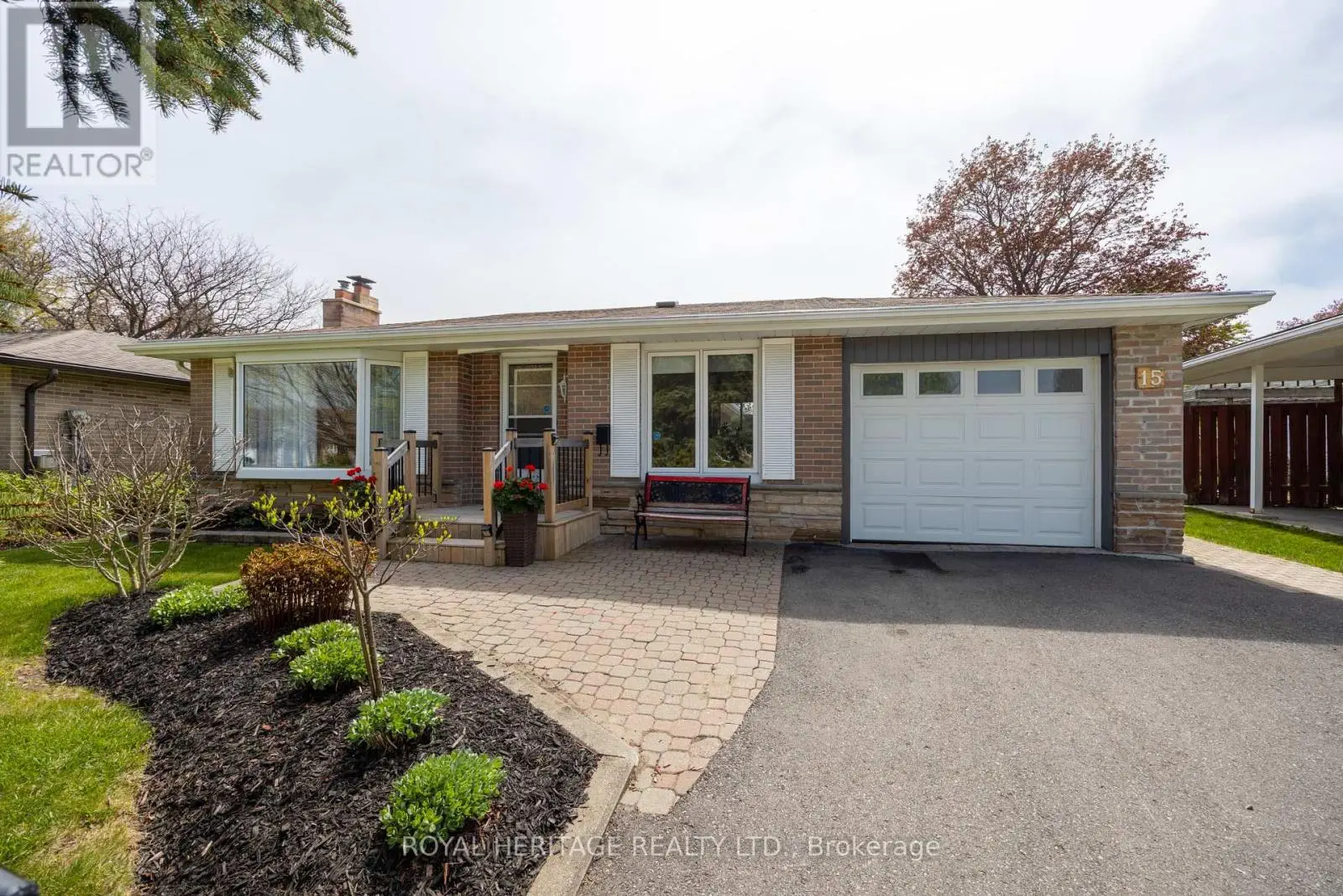 15 Lawrie Road, Ajax, Ontario  L1S 3A1 - Photo 1 - E12157439