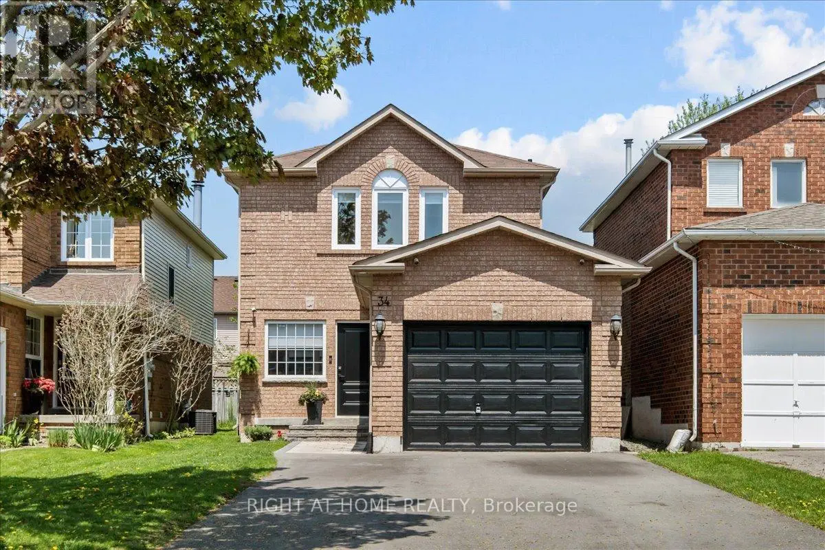 34 Vail Meadows Crescent, Clarington, Ontario  L1C 4T2 - Photo 2 - E12157942