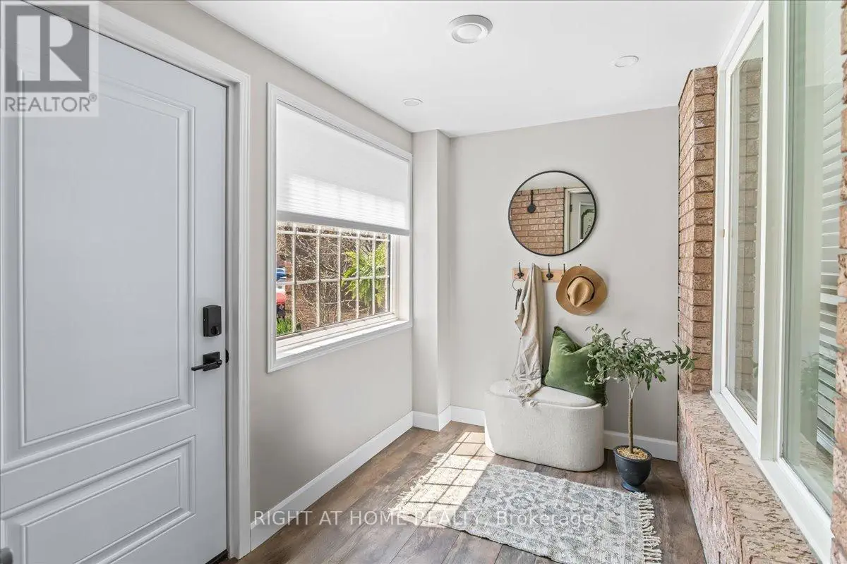 34 Vail Meadows Crescent, Clarington, Ontario  L1C 4T2 - Photo 3 - E12157942