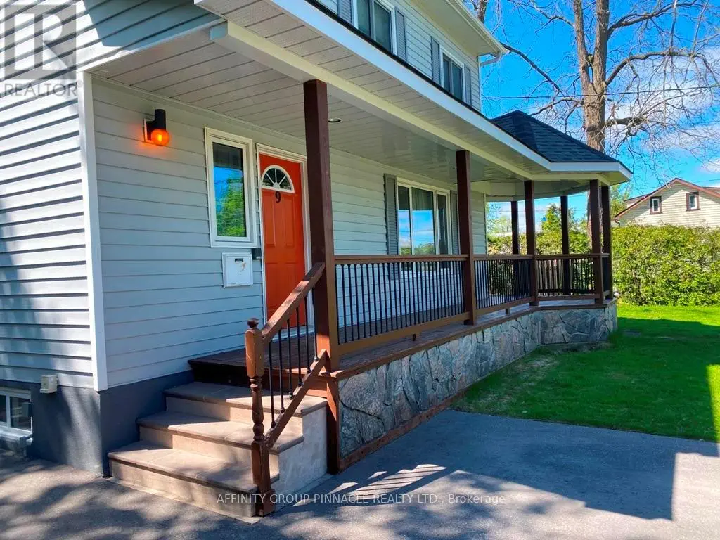 9 George Street E, Kawartha Lakes, Ontario  K9V 1W2 - Photo 3 - X12158023