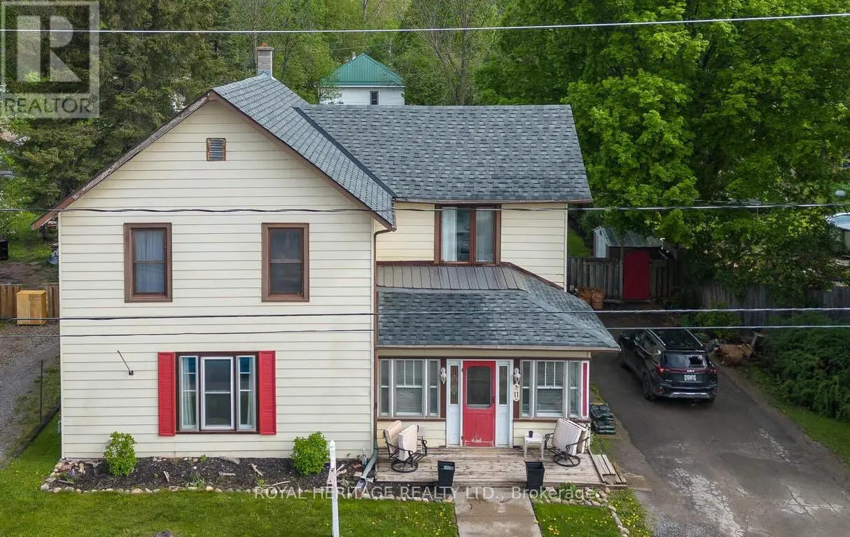 11 George Street E, Havelock-Belmont-Methuen, Ontario  K0L 1Z0 - Photo 1 - X12158081