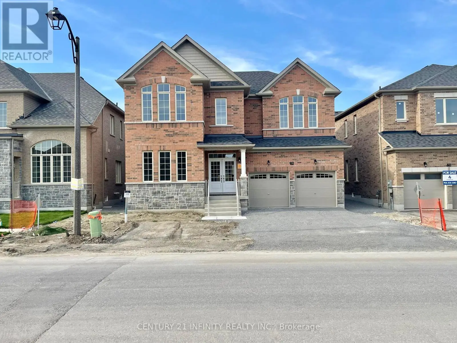 62 Bud Leggett Crescent, Georgina, Ontario  L4P 0B7 - Photo 1 - N12158272
