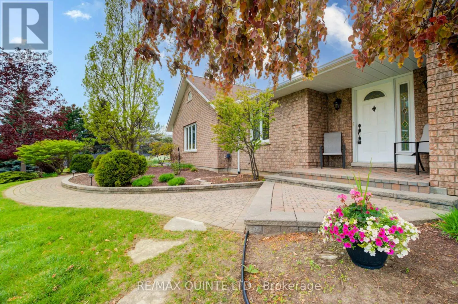 38 Oakridge Drive, Brighton, Ontario  K0K 1H0 - Photo 2 - X12158508