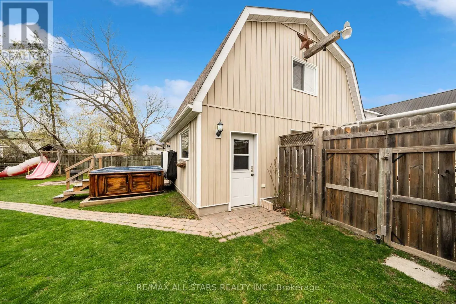 2 Henrietta Street, Scugog, Ontario  L0C 1G0 - Photo 3 - E12132997