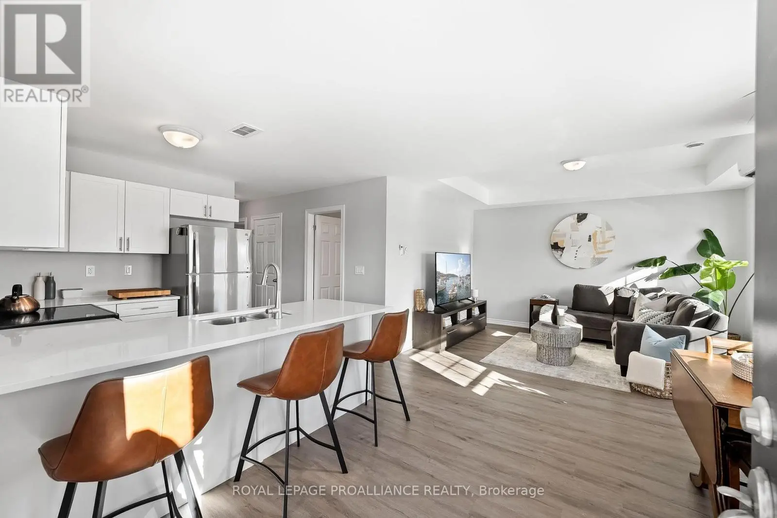 505 - 470 Lonsberry Drive, Cobourg, Ontario  K9A 0K4 - Photo 2 - X12127326