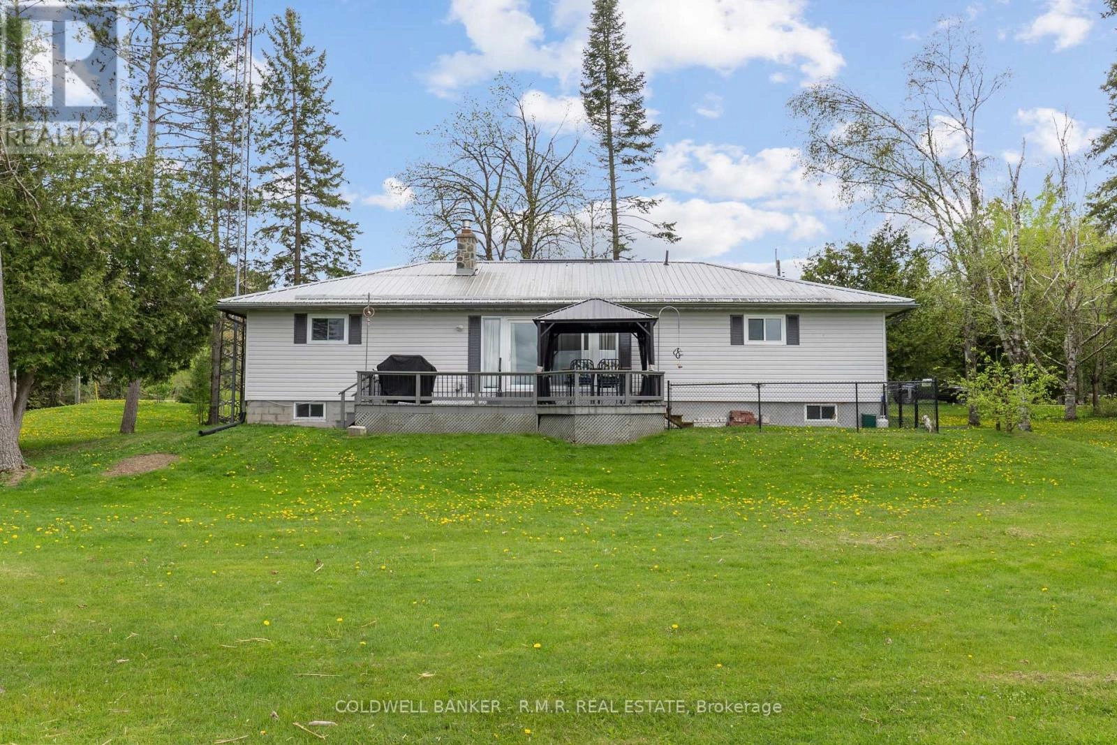 200 Charlore Park Drive, Kawartha Lakes, Ontario  K0L 2W0 - Photo 2 - X12159213