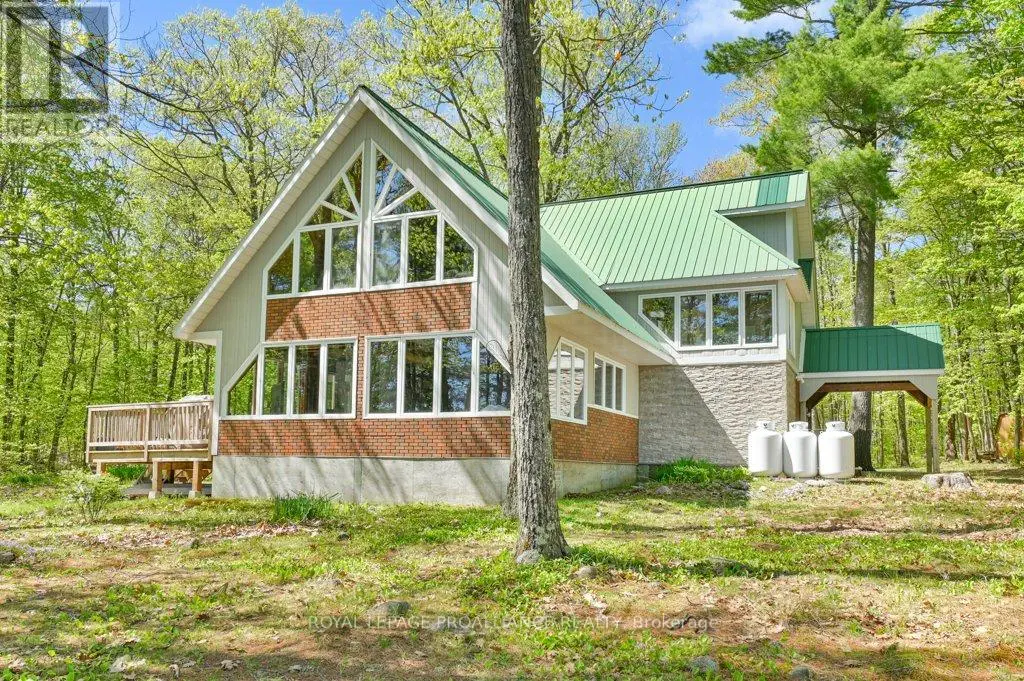 276 Sheldrake Lake Road, Addington Highlands, Ontario  K0H 2G0 - Photo 2 - X12159250
