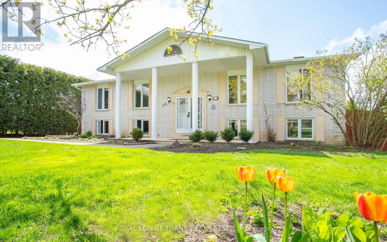 24 Pearl Drive, Scugog, Ontario  L0C 1B0 - Photo 3 - E12159358