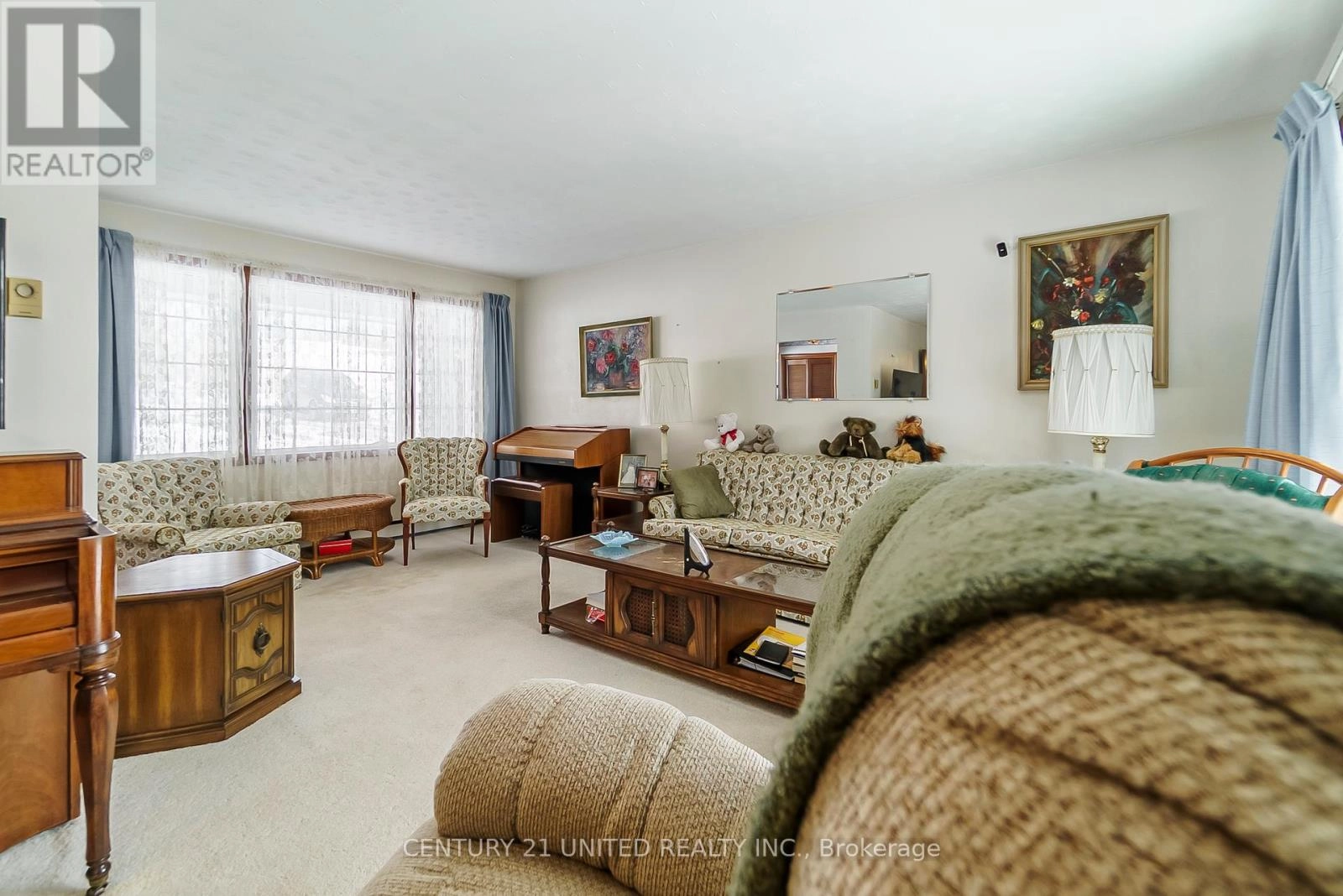 2069 Young's Point Road, Selwyn, Ontario  K0L 2H0 - Photo 10 - X12159467