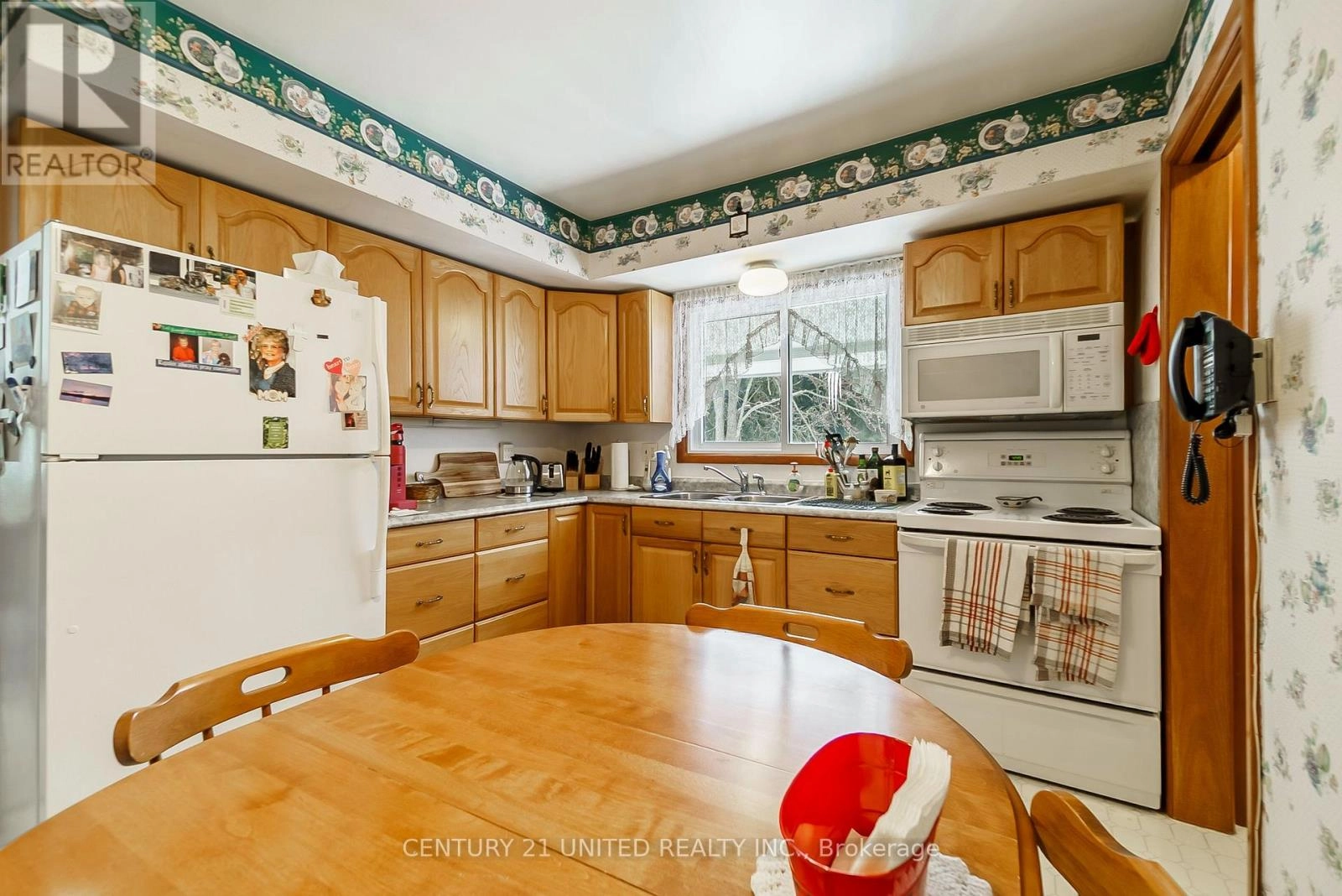 2069 Young's Point Road, Selwyn, Ontario  K0L 2H0 - Photo 17 - X12159467