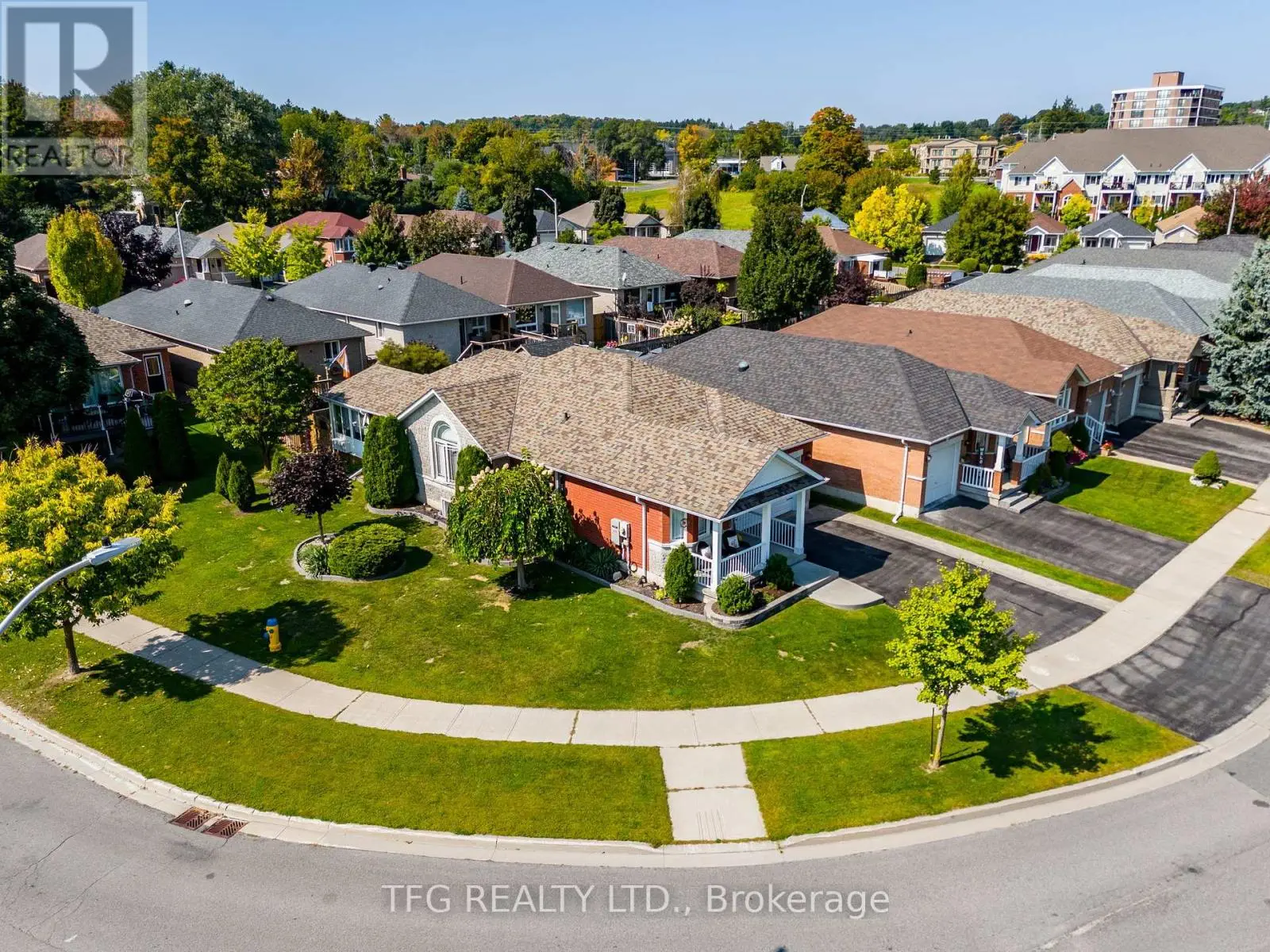 840 Wentworth Street, Peterborough West, Ontario  K9J 8R8 - Photo 2 - X12159556