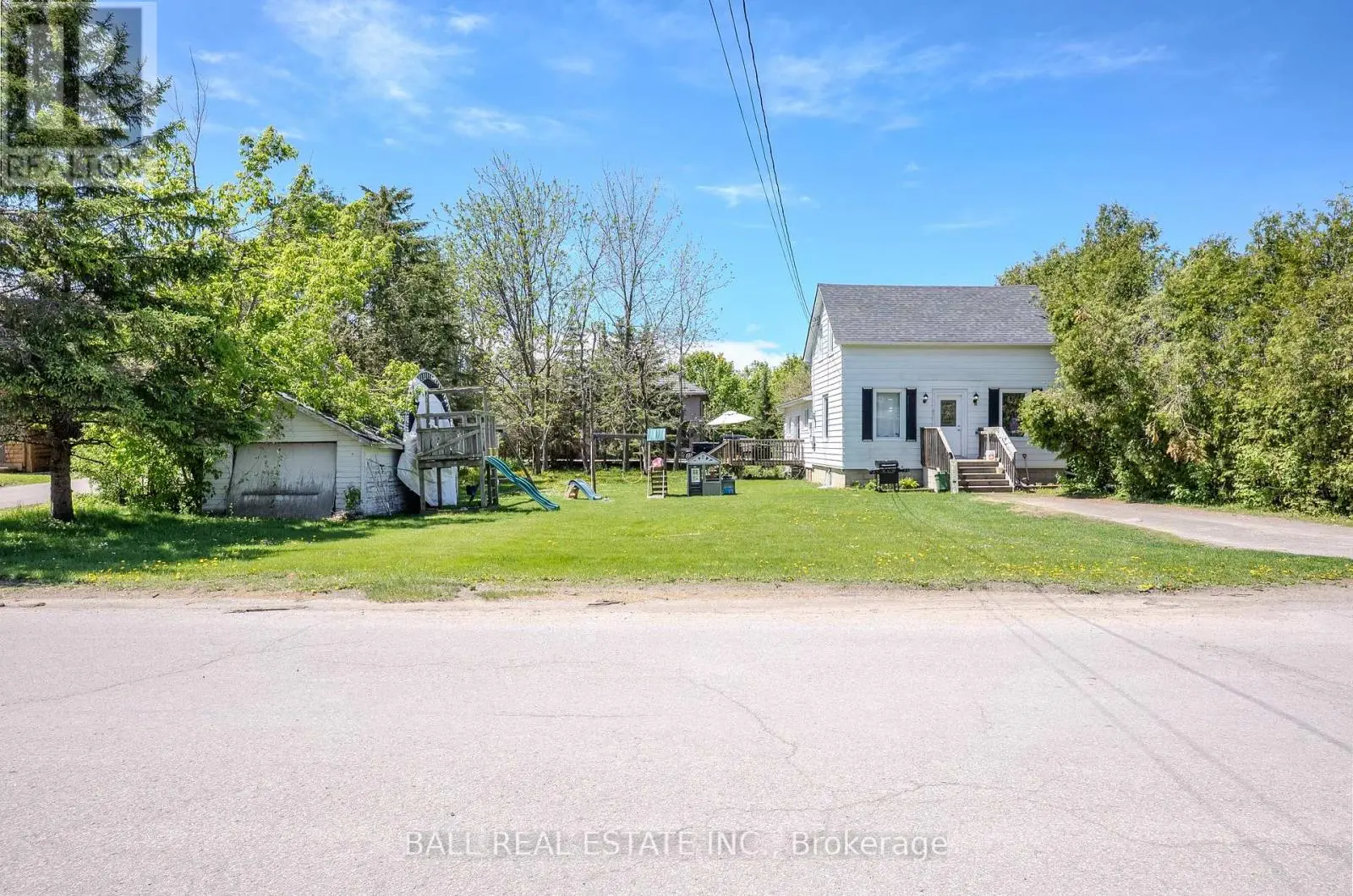 81 William Street, Kawartha Lakes, Ontario  K0M 1A0 - Photo 2 - X12158932