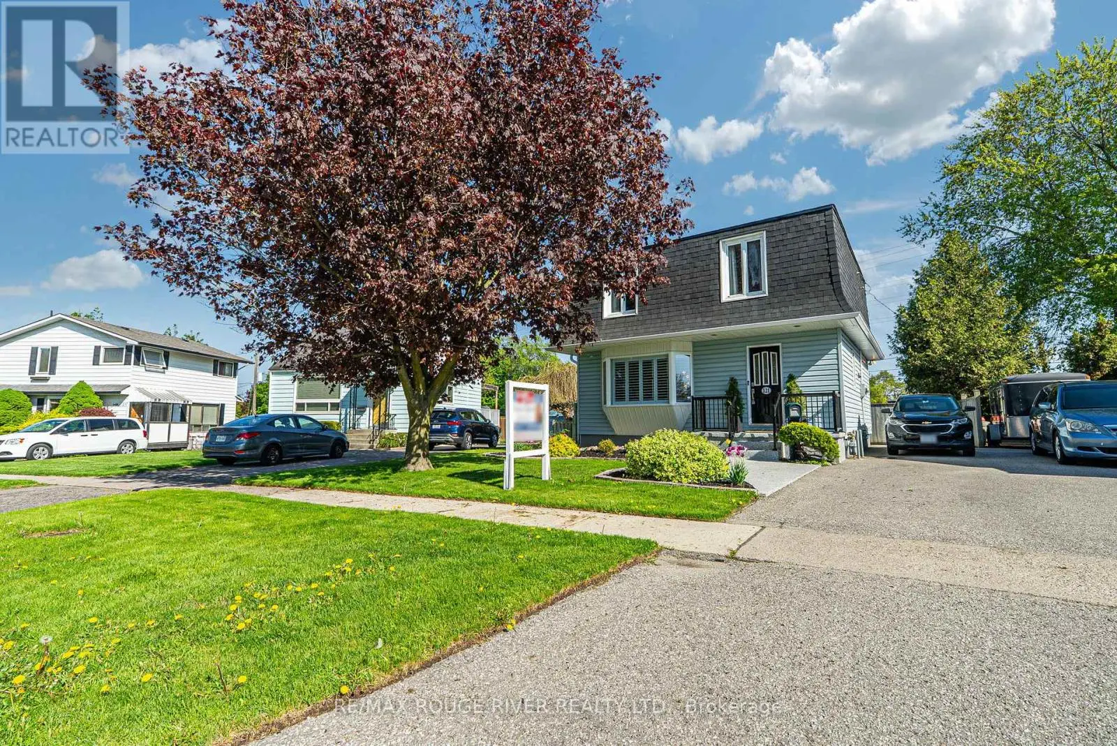 121 EXETER ROAD, Ajax, Ontario