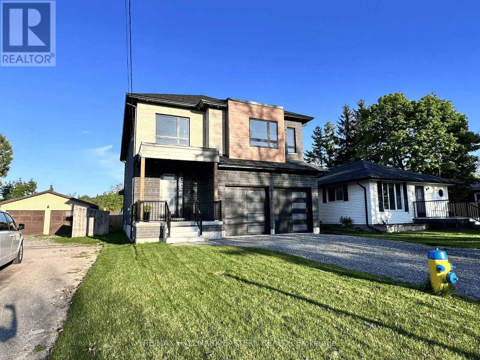 678 Otonabee Drive, Peterborough South, Ontario  K9J 7P9 - Photo 2 - X12159603